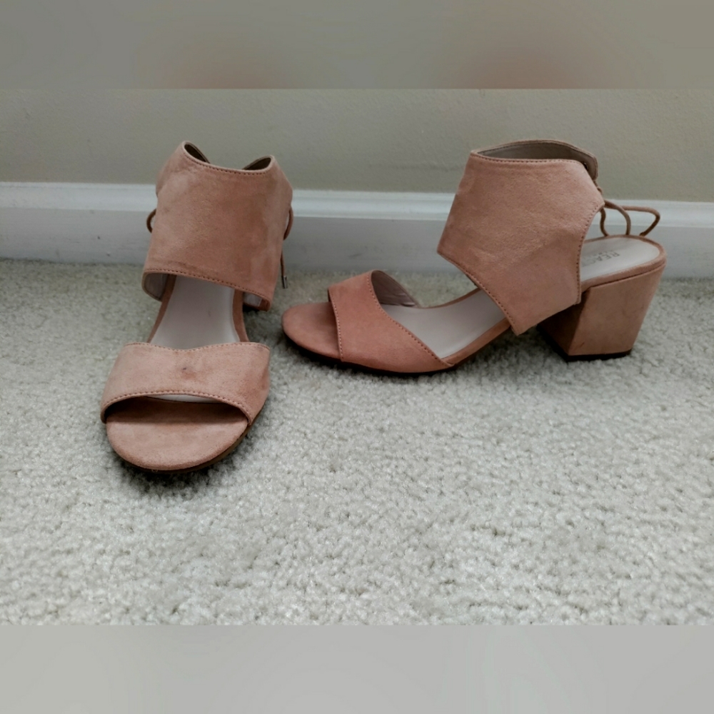 Kenneth Cole Reaction Heels